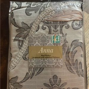 New Anna Rod Pocket Jacquard With Attached valance In Gray 55” W 84”L 100